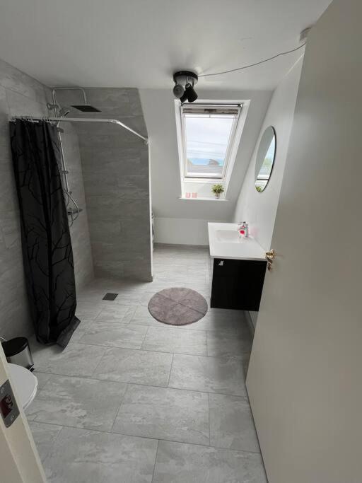 Stor Rummelig Lejlighed Med Egen P-Plads Kolding Kültér fotó